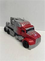 Hasbro / Tumy Transformer In Disguised