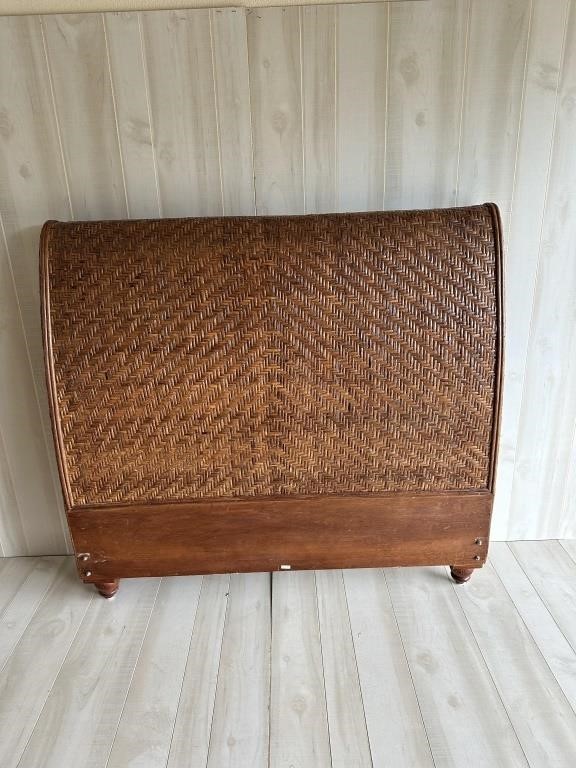 Pottery Barn Woven Headboard