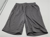 Amazon Essentials Boys' Athletic Shorts - XL