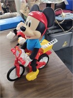 MICKEY MOUSE BIKE RIDER