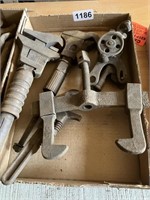 Box wrenches, puller, rope block