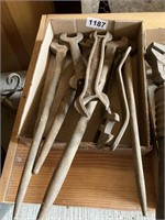 Box open-end wrenches, mortar striker