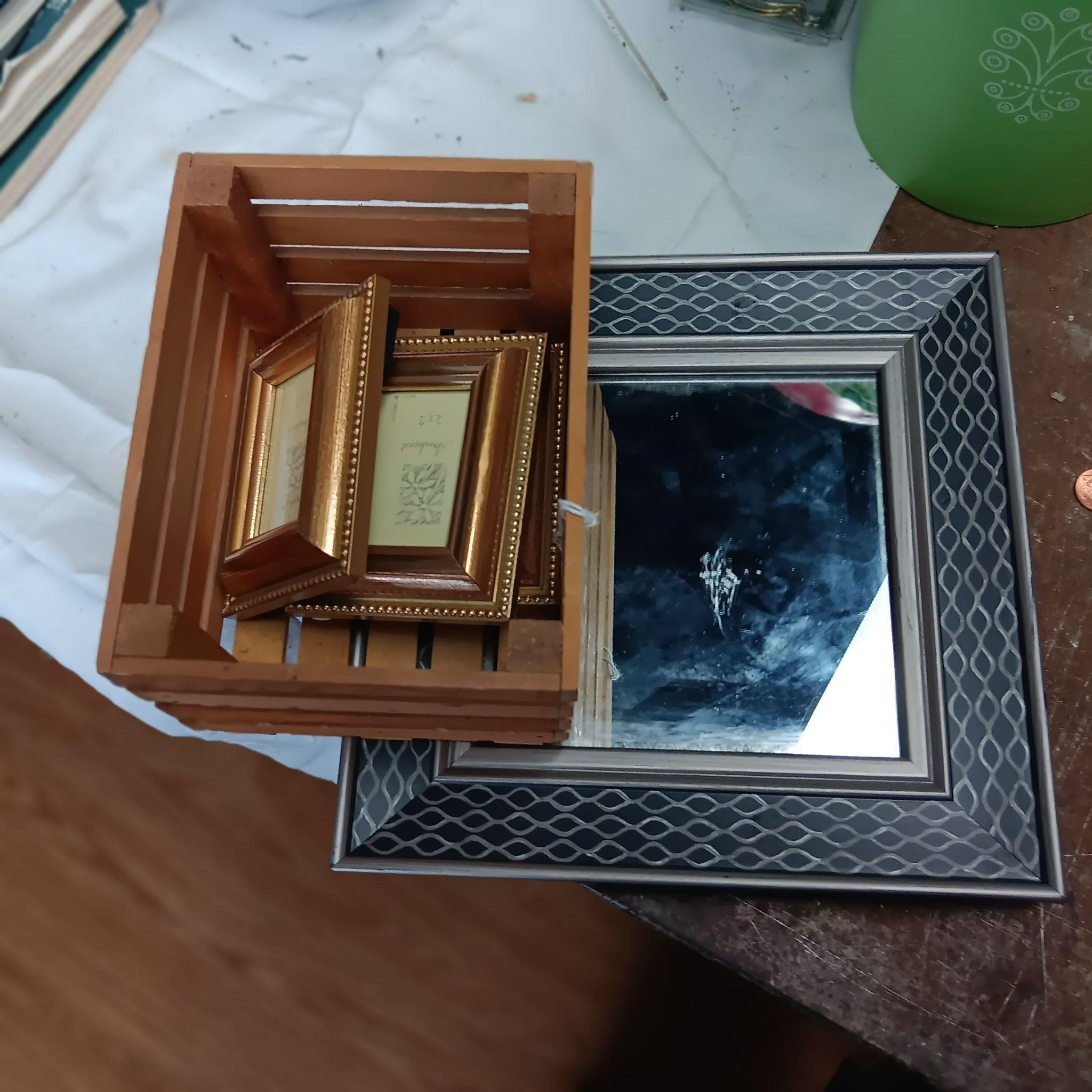 Mirror, Caddy & Picture Frames