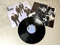 THE PRETENDERS - LEARNING TO CRAWL LP