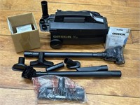 Oreck XL Vacuum & Attachments