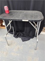 Folding portable dog / pet groom table by General