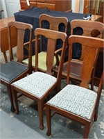 5 oak Dining room Chairs, 3 match and 2 don't, 1