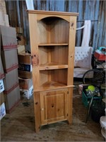 73" Corner Hutch