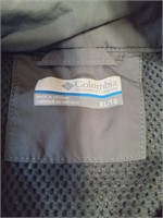 Columbia wind breaker size XL