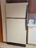 Amana Refrigerator