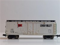 Lehigh Valley N Scale Bachmann White Freight Car