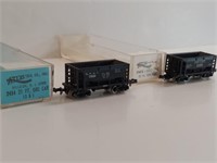 2pc Ore Cars N Scale 9mm Train Cars. One Has A