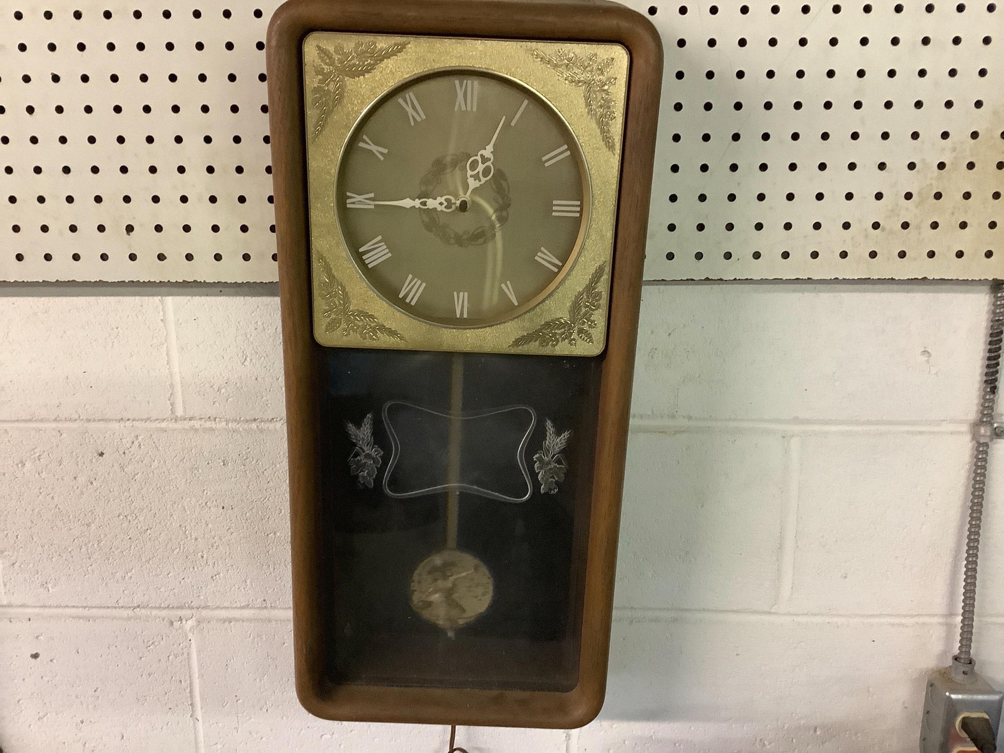 Electric Wall Clock (work)
