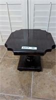 ANTIQUE SOLID WOODEN PEDISTAL TABLE - RESERVE $30