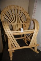 WICKER CHAIR