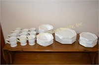DISHES - SET OF 10