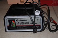 BATTERY CHARGER