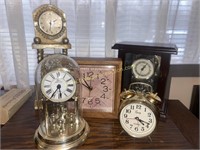 Group of clocks