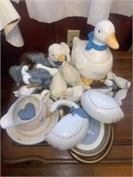 Geese cookie jar, plaques and others