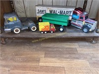 Group of vintage toys-Tonkas and others