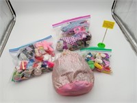 LG Lot Barbie Clothes & Accessores