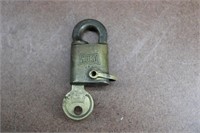 Vintage USA Hurd Lock & Key