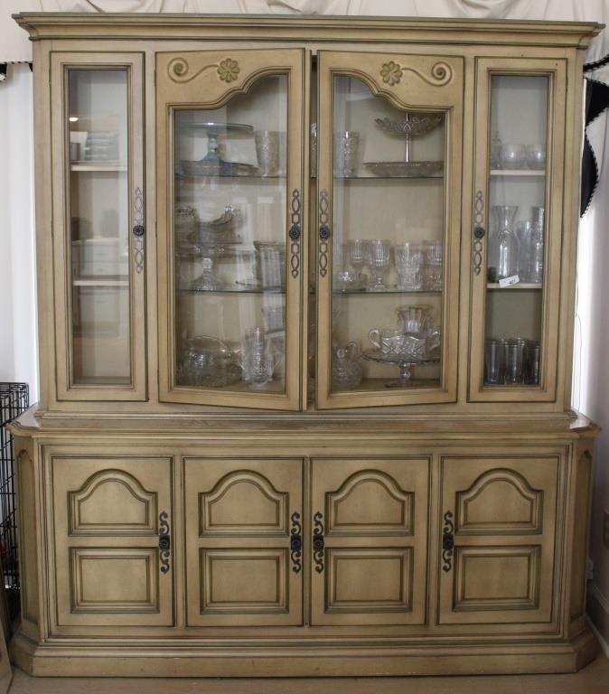 Light Up China Display Cabinet (Cabinet Only)