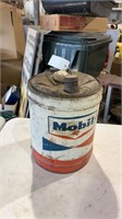 Mobil oil can