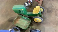 John Deere  peddle tractor with wagon