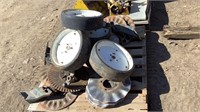 Planter gauge wheels and culters