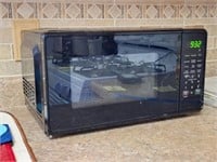 Walmart Microwave - 1100W