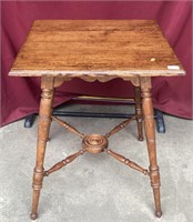 Antique Oak Spindle Leg Parlor Table