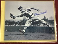 Stan Musial Signed 8 X 10 Photo With COA
