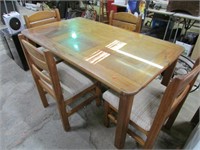 PINE DINING ROOM TABLE W/ GLASS TOP &  4 CHAIRS