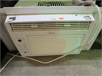 WINDOW AC UNIT