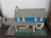 26 inch metal dollhouse as is