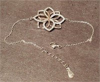Silver Flower Rhinestones Delicate Bracelet
