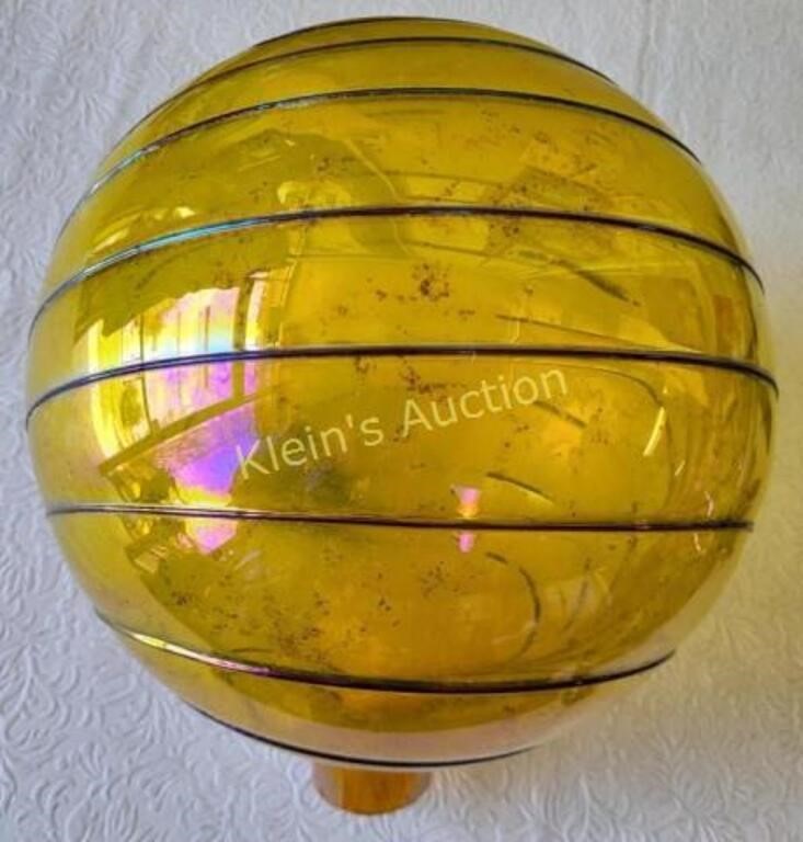 Art Glass Pulled Feather Gazing Ball 10"