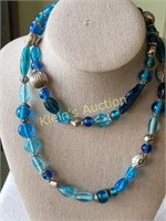 vtg blue glass lampwork necklace aqua 34" Nice!