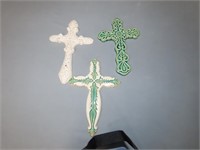 3 Ceramic Crosses