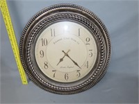 Plastic Quart Clock