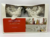 NEW Jungalow for Opalhouse Peace Garland