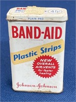 Vintage BAND-AID Plastic Strips Tin Can Container