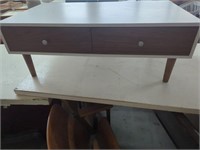 38x22x14 coffee table w/drawers