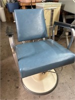 Vintage Salon Barber Head Washing Chair.