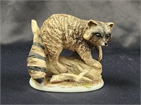 VINTAGE HOMCO RACCOON FIGURINE