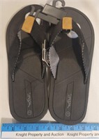 Wild Wear Size 11 Flip Flop