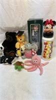 Minnie Mouse water bottle, etc