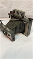 Polaroid 220 land camera