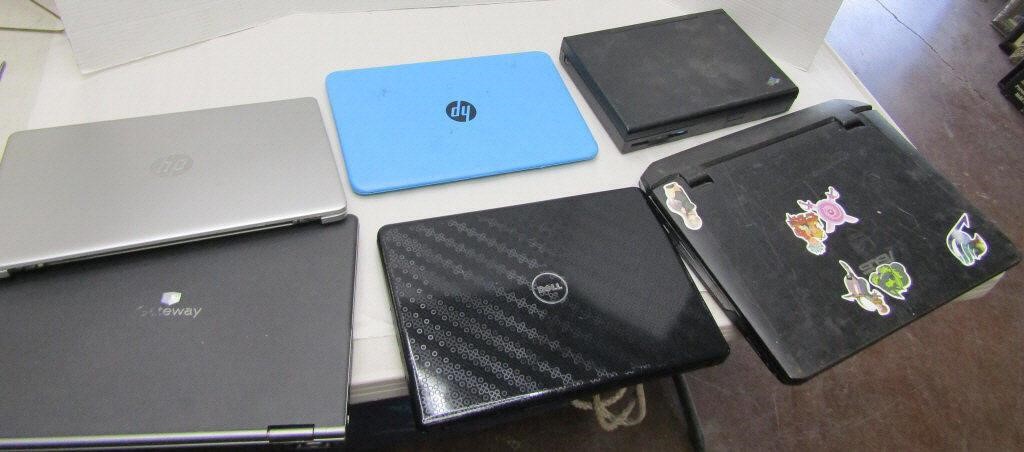 6 Laptops for Parts